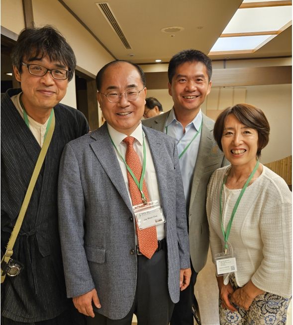 ▲올해9월일본미에현쯔시에서열린SICE2023컨퍼런스참가당시일본SICE회장,중국TCCT회장등과함께