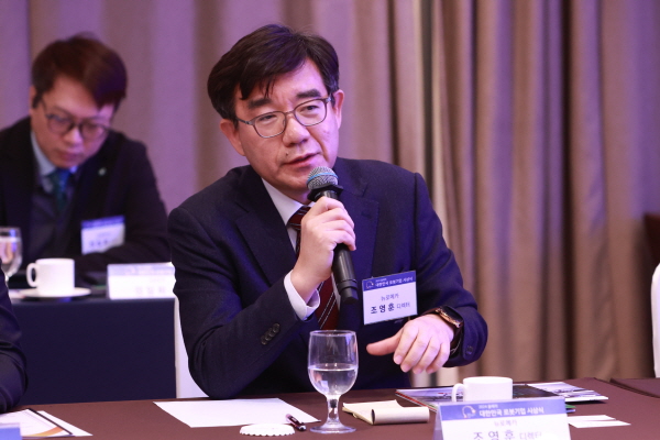 ▲뉴로메카조영훈디렉터
