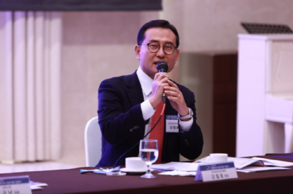 ▲ 강철호 한국c 언어 슬롯 머신산업진흥원장