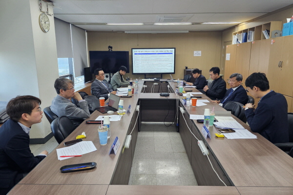 ▲ 슬롯 머신 배팅 방법신문 특별 좌담회가 열린 한국슬롯 머신 배팅 방법산업협회 회의실 모습