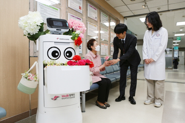 ▲렛 잇 라이드은카네이션을싣고(사진=한림대성심병원)