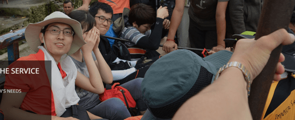 ▲네팔 고산지대에 적정기술을 적용하여 태양광 발전 시스템 구축을 위한 봉사활동 중 사진. 가장 왼쪽이 필자. (이미지 출처: 서울대학교 기계먹튀 없는 바카라 사이트부 홈페이지 중 첫번째 사진)