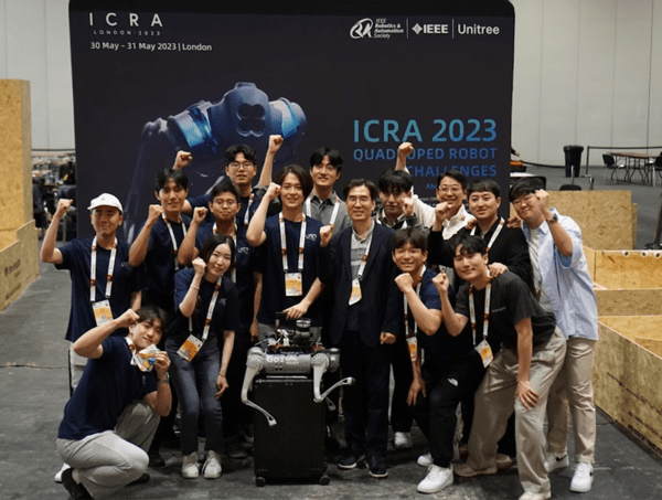▲회사 재직 중 응원 차 들른 학회 컴페티션 (ICRA 2023) 라이브 바카라
