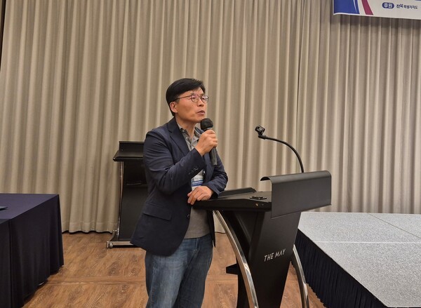 ▲박석호 바카라사이트 통장 2026 공동대회장(대구경북과학기술원 교수)이 내년 행사에 대해 설명하고 있다.