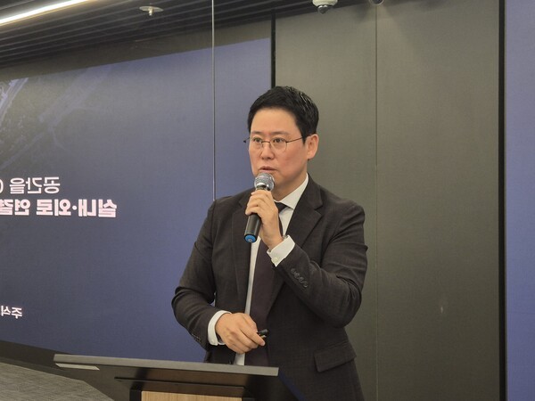 ▲주식회사 다비오 박주흠 대표가 강연하고 있다.