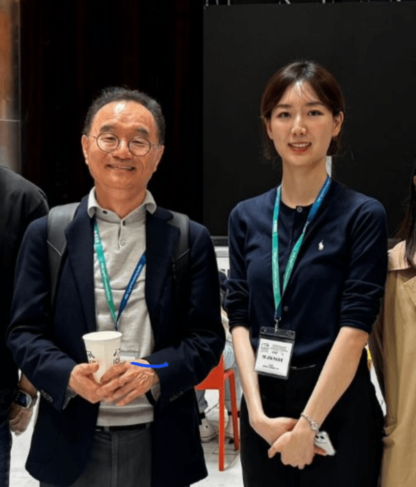 ▲ 노용만 교수와 박세진 박사과정