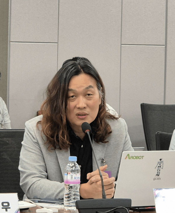 ▲발언하고 있는 한재권 랜드토토.