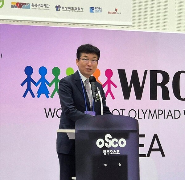 ▲축사를 하고 있는 충북교육청 윤건영 교육감.