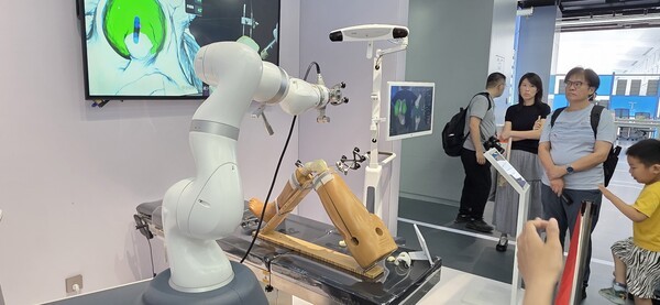 ▲AI 기반 정형외과 수술 미미카지노