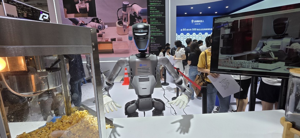 ▲2025 WRC에서 공개된 아톰2
