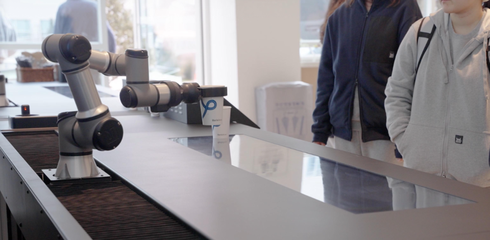 [기업 최전선을 가다-엑스와이지] "일상을 위한 지능형 로봇을 만들다" - 로봇신문