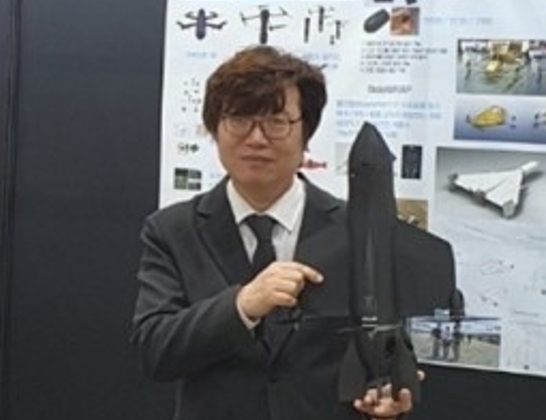 로보블럭시스템, '직충돌 고속 자폭드론' 완전 국산화 성공 - 뉴스 썸네일 이미지