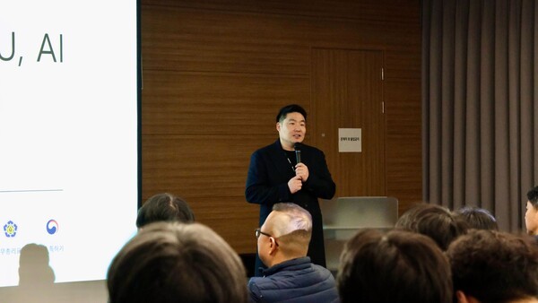 로봇 개발자 400명 운집...국내 첫 'ROScon' 성황리 개막 - 뉴스 썸네일 이미지