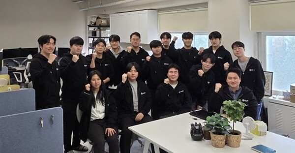 ▲서강대학교 RIM 다인카지노실 다인카지노원들과 함께