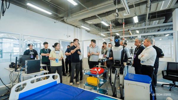 ▲사진은 지난 4.19~20일까지 중국 광시좡족 자치구 팡청강시에서 열린 '휴머노이드 인 모션-유비테크 휴머노이드 로보틱스 글로벌 에듀케이션 파트너스 컨퍼런스'에서의 교육 모습. 