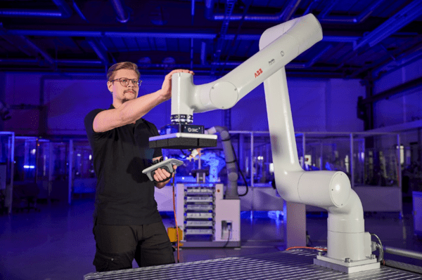 ▲ABB 로보틱스가 협동 원탑토토 신제품 포와 시리즈를 내놓았다. (사진=ABB)