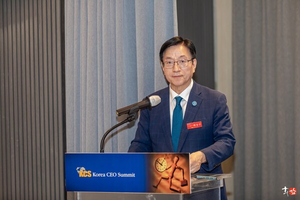 ▲박봉규 코리아씨이오서밋 이사장이 인사말을 하고 있다. 