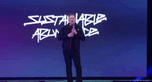 일론 머스크, 자체 AI 칩 수백만 개 배치 공개…한 때 테슬라 주가 7% 급등