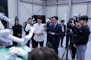 김경수 지방시대위원장, 포항 방문… “뉴로메카의 기술력과 지역 혁신 의지 주목”