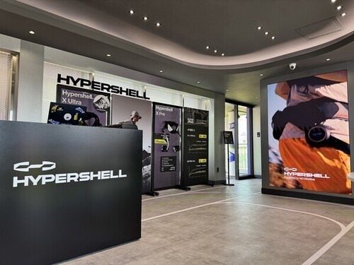 “바카라사이트 입고 러닝을”...브이디로보틱스, CU 한강여의도점에 하이퍼쉘 팝업스토어