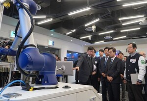 ”비타임 토토이 위험 감지해 자동 정지”… 브릴스, 경기도 피지컬 AI 비전 선포식서 기술력 입증