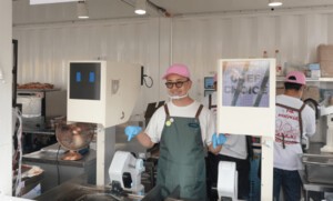 비욘드허니컴, 여의도 봄꽃축제에서 고기굽는 피지컬 사이다카지노 솔루션 공개